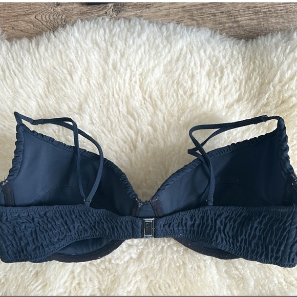 Triangl Swimwear Saria Bikini Top - Picture 4 of 5